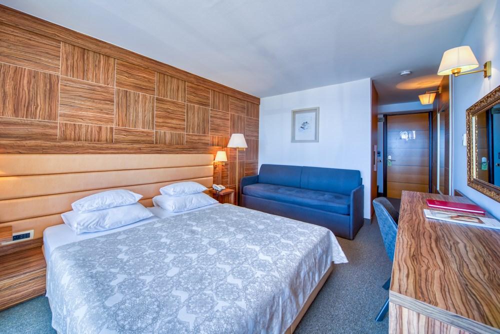 Hotel PALAS, Černá Hora - Budvanská riviéra - Petrovac, zobraze