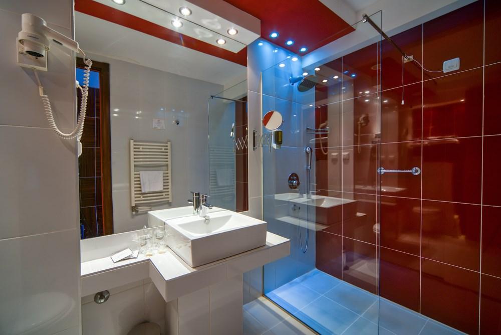 Hotel PALAS, Černá Hora - Budvanská riviéra - Petrovac, zobraze