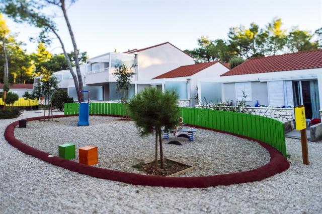 Apartmány ZATON HOLIDAY RESORT 4*, Chorvatsko - Severní Dalmáci