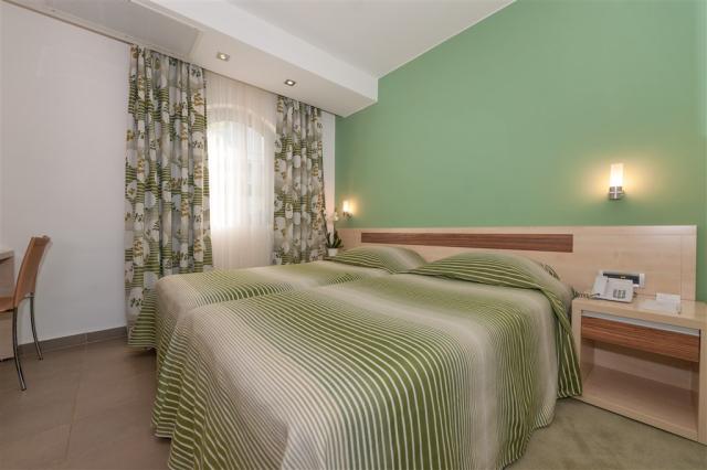 dvoulůžková ložnice a denní místnost - typ APT. 2+2 B