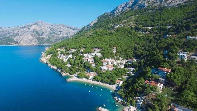 Apartmány ASTRA a PINIJA, Chorvatsko - Střední Dalmácie - Brela