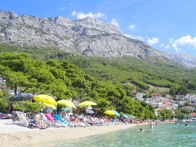 Apartmány ASTRA a PINIJA, Chorvatsko - Střední Dalmácie - Brela