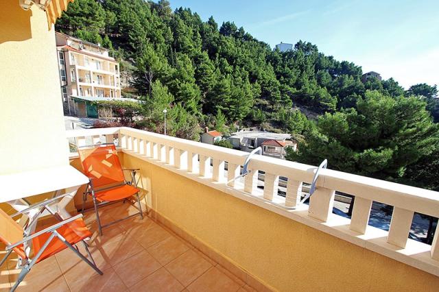 Apartmány ASTRA a PINIJA, Chorvatsko - Střední Dalmácie - Brela
