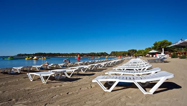 Arena Hotel HOLIDAY, Medulin - pláž