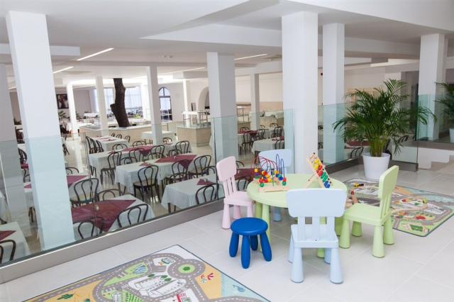 Hotel SLAVEN, Selce