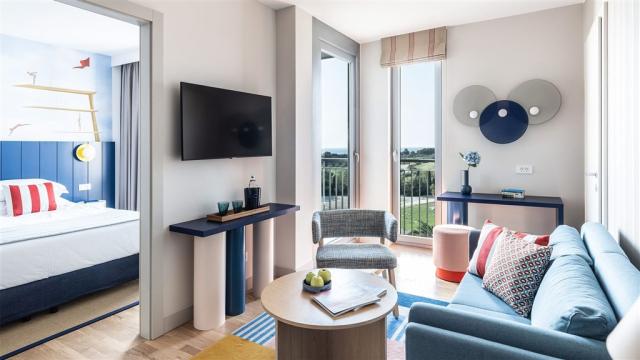 dvoulůžkový pokoj a denní místnost - typ 2+2 BM Family SUITE SU