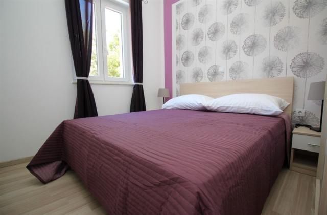 dvě dvoulůžkové ložnice a denní místnost - typ APT. 4(+0)