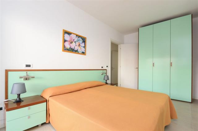 dvě dvoulůžkové ložnice a denní místnost - typ APT. 4+2 C6