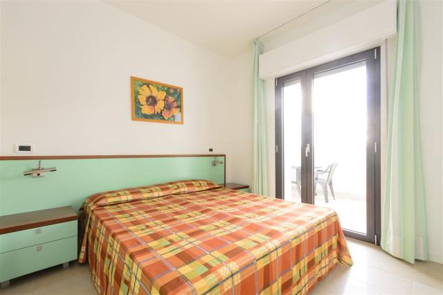 dvě dvoulůžkové ložnice a denní místnost - typ APT. 4+2 C6