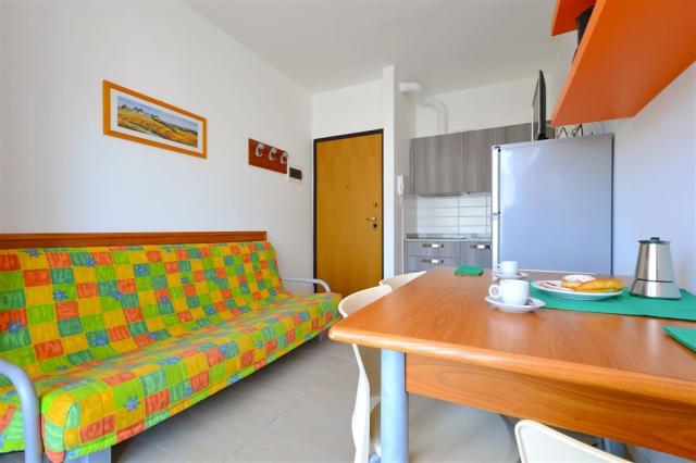dvoulůžková ložnice a denní místnost - typ APT. 2+1 B3