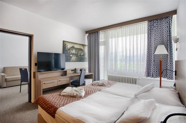 dvoulůžková ložnice a denní místnost - typ APT. 2(+2) B GRAND