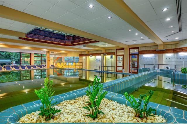 Ensana Thermal SÁRVÁR Health Spa Hotel, Maďarsko - Zadunají - S