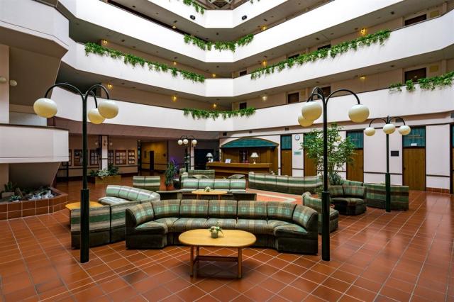 Ensana Thermal SÁRVÁR Health Spa Hotel, Maďarsko - Zadunají - S