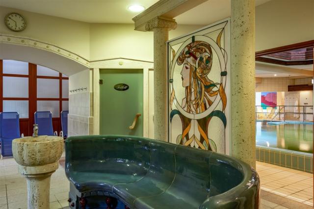 Ensana Thermal SÁRVÁR Health Spa Hotel, Maďarsko - Zadunají - S