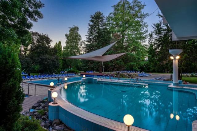 Ensana Thermal SÁRVÁR Health Spa Hotel, Maďarsko - Zadunají - S