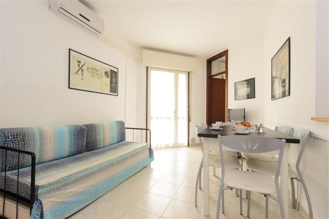 dvě dvoulůžkové ložnice a denní místnost - typ APT. 4+2