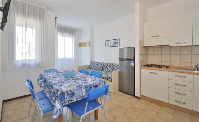 třílůžková ložnice a denní místnost - typ APT. 3+2 B