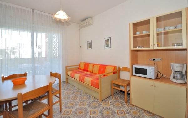 dvě dvoulůžkové ložnice a denní místnost - typ APT. 4+2 C