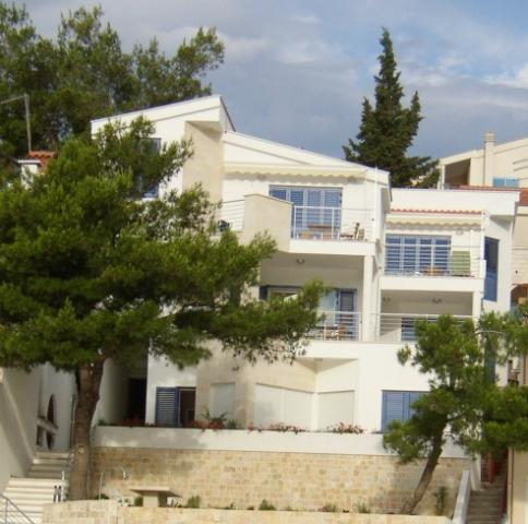 Vila KATICA, Klek