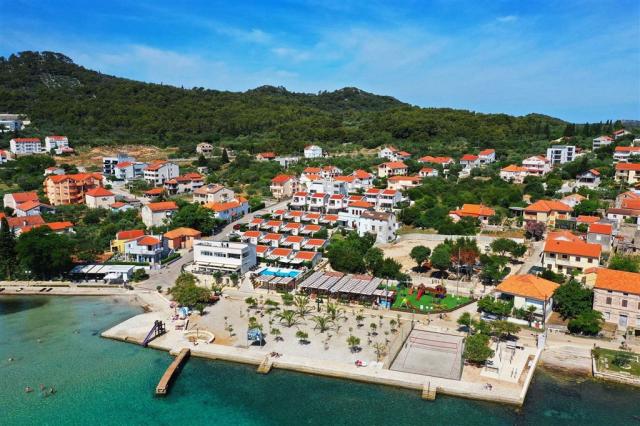 Vily DALMACIJA, Preko