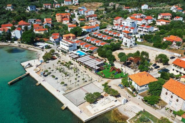 Vily DALMACIJA, Preko