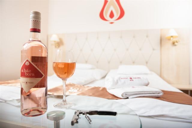 Hotel PIROSKA, Maďarsko - Zadunají - Bükfürdö, zobrazení vybave