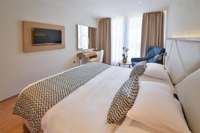 Hotel MEDITERAN-Bećići, Černá Hora - Budvanská riviéra - Bečići