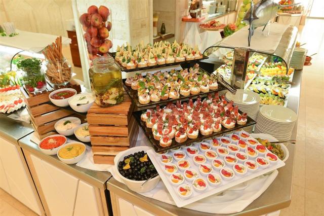 Hotel MEDITERAN-Bećići, Černá Hora - Budvanská riviéra - Bečići