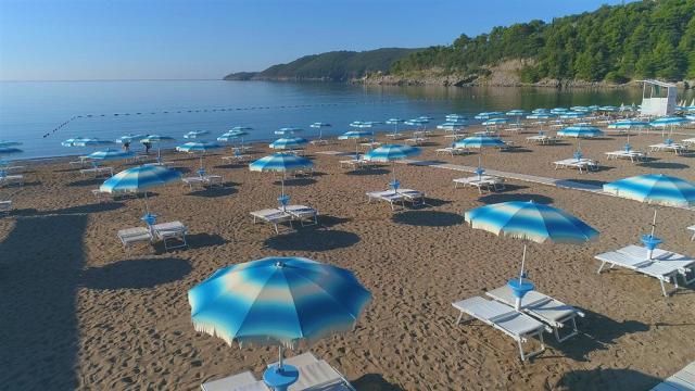 Hotel MEDITERAN-Bećići, Černá Hora - Budvanská riviéra - Bečići