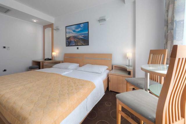 Hotel MONTENEGRO BEACH RESORT, Černá Hora - Budvanská riviéra -