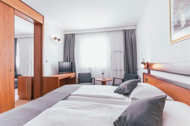 Hotel HORIZONT, Chorvatsko - Střední Dalmácie - Baška Voda, zob