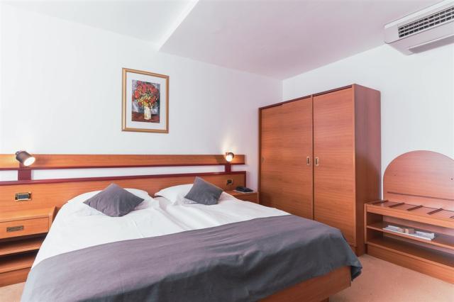 Hotel HORIZONT, Chorvatsko - Střední Dalmácie - Baška Voda, zob