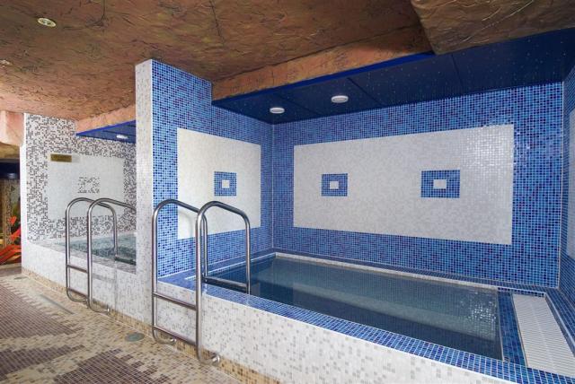 Hotel HORIZONT, Chorvatsko - Střední Dalmácie - Baška Voda, zob
