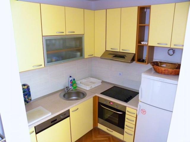 dvě dvoulůžkové ložnice a denní místnost - typ APT. 4(+3)