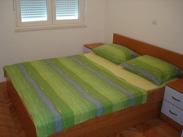 dvě dvoulůžkové ložnice a denní místnost - typ APT. 4(+3)