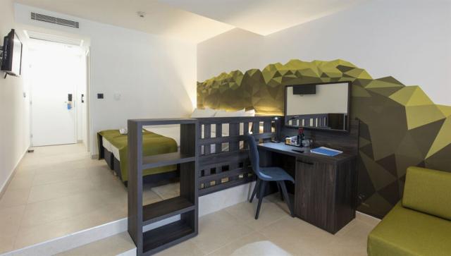 Hotel BLUESUN ALGA, Chorvatsko - Střední Dalmácie - Tučepi, zob