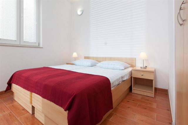 dvě dvoulůžkové ložnice a denní místnost - typ APT. 4(+1)