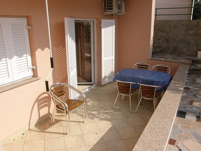 Apartmány Derenčinović Lucijana, ostrov Krk, Baška, Chorvatsko