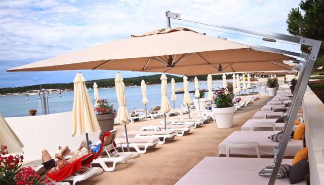 Hotel PARK PLAZA BELVEDERE, Medulin - pláž