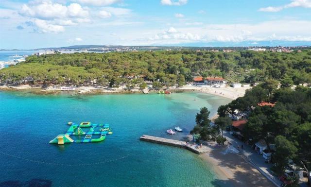 Biograd na Moru - pláž