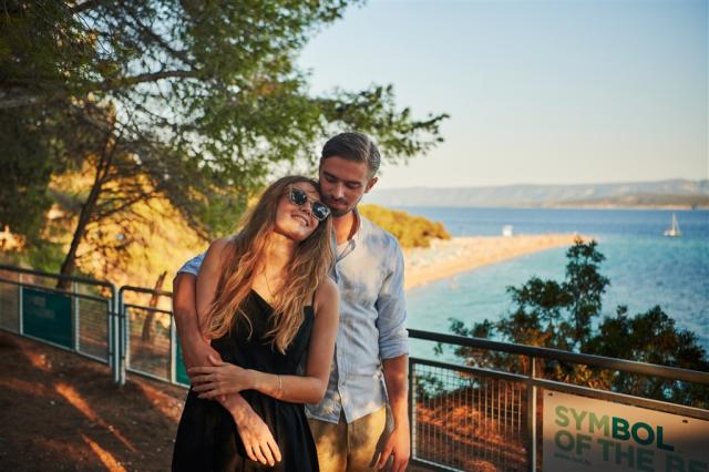 Hotel BLUESUN ELAPHUSA, Chorvatsko - Ostrov Brač - Bol, zobraze