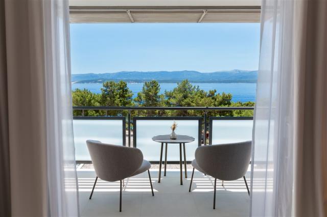 Hotel BLUESUN ELAPHUSA, Chorvatsko - Ostrov Brač - Bol, zobraze