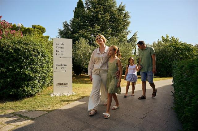 BLUESUN HOLIDAY VILLAGE BONACA, Chorvatsko - Ostrov Brač - Bol,