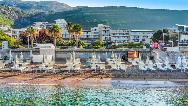 Hotel CASTELLASTVA, Petrovac - pláž