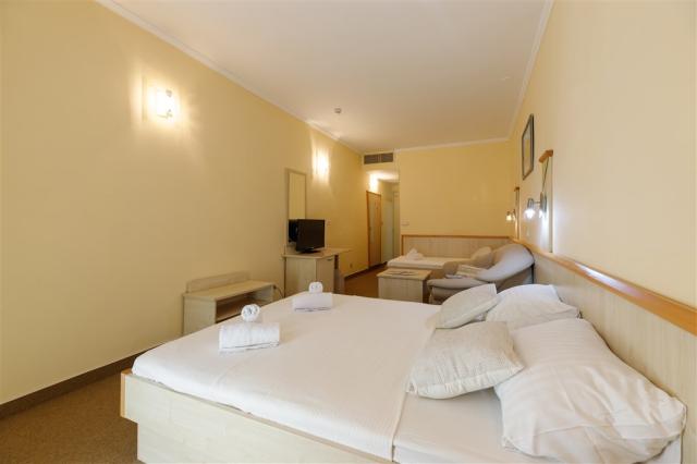 Hotel ADRIA, Chorvatsko - Severní Dalmácie - Biograd na Moru, z