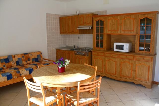 třílůžková ložnice a denní místnost - typ Apt. 3+1 B