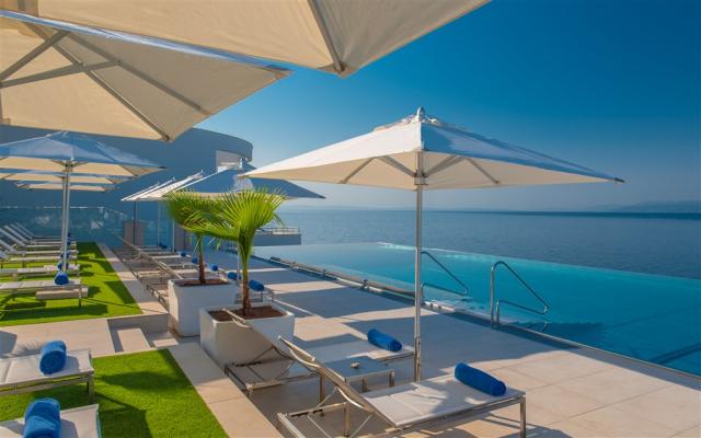 HILTON Rijeka COSTABELLA BEACH RESORT AND SPA, Chorvatsko - Ist