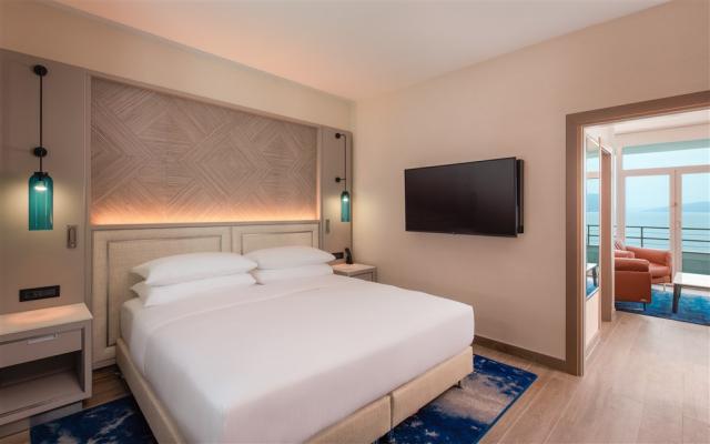 HILTON Rijeka COSTABELLA BEACH RESORT AND SPA, Chorvatsko - Ist