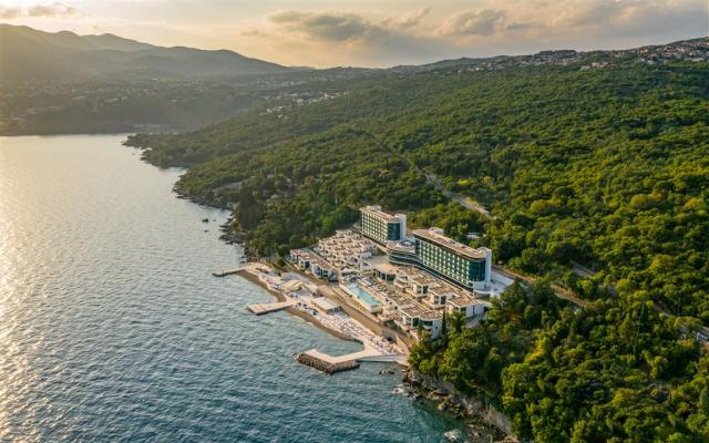 HILTON Rijeka COSTABELLA BEACH RESORT AND SPA, Chorvatsko - Ist