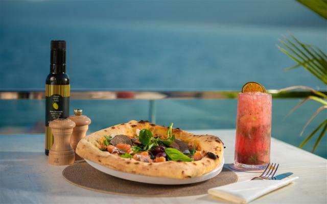 HILTON Rijeka COSTABELLA BEACH RESORT AND SPA, Chorvatsko - Ist